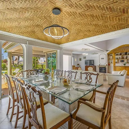 Quinta Da Vinha By *