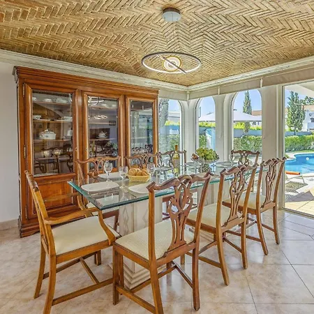 Quinta Da Vinha By * Албуфейра